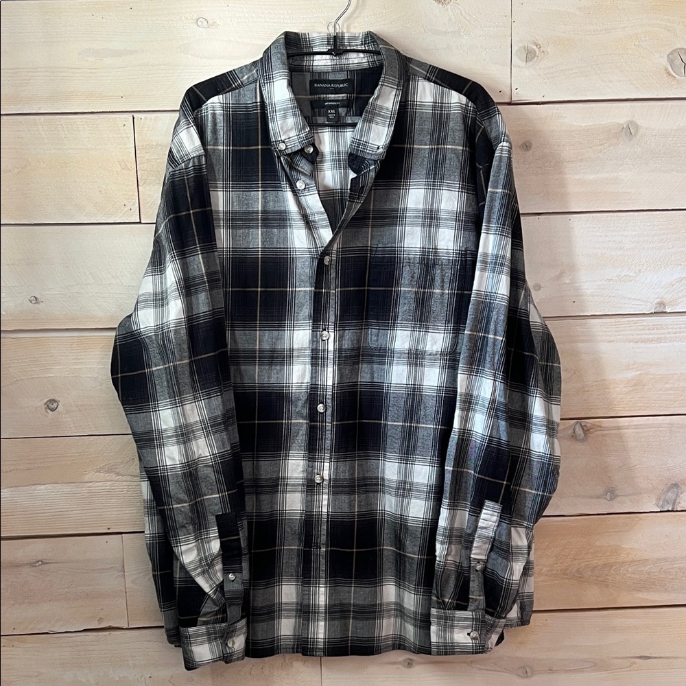 Banana Republic Men's Black and White Plaid Flannel Shirt Untucked Fit sz XXL